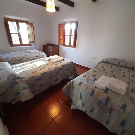 Casas Rurales "Paraje El Cajal" Ojos Luaran gambar